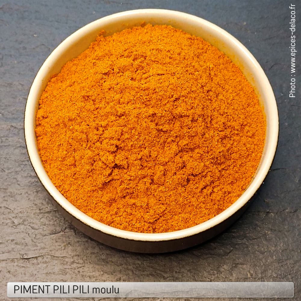 Epices piment rouge pili pili moulu
