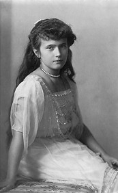 1200px-Grand_Duchess_Anastasia_Nikolaevna_Crisco_edit_letters_removed.jpg