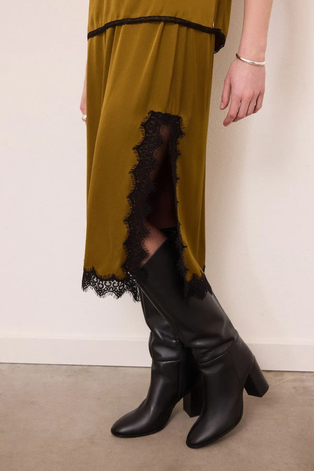 Ottodame Satin Midi Skirt with Lace Trim