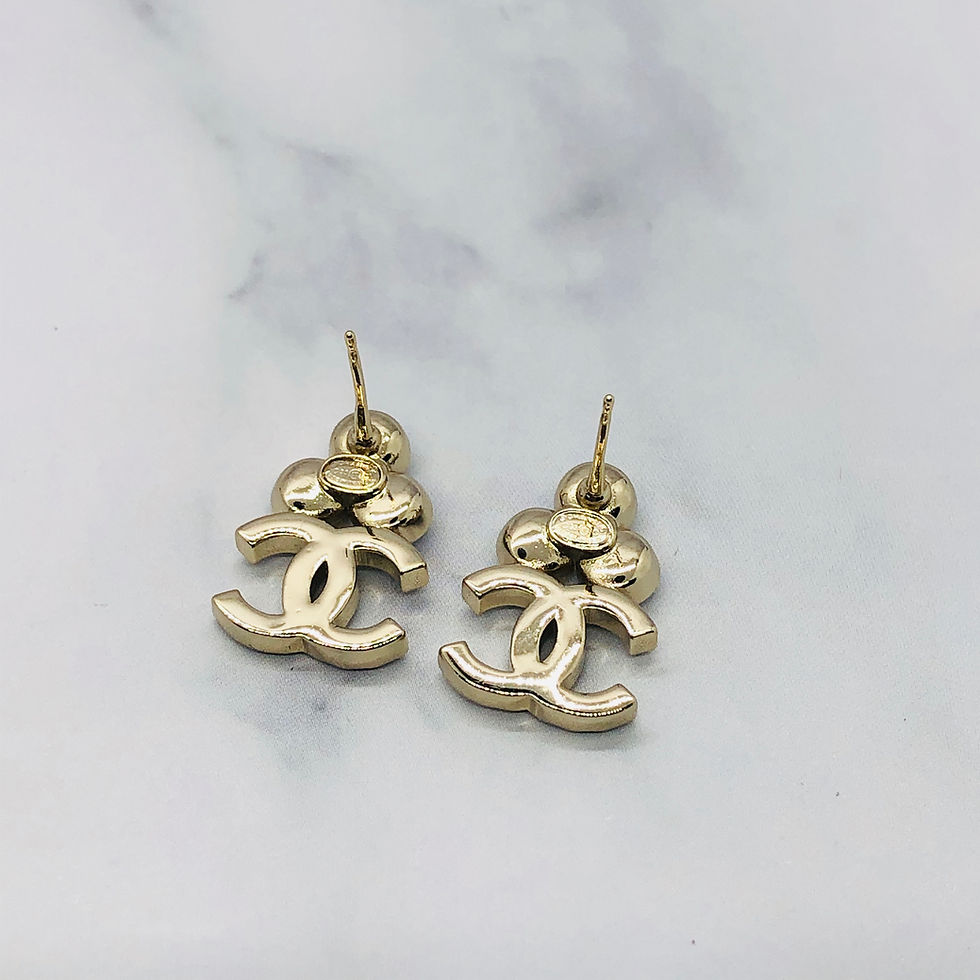 Thumbnail: CHANEL CC Rhinestone Earrings - Pre owned