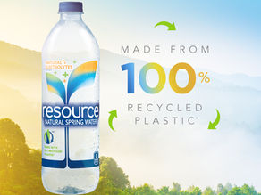 Une bouteille 100% PET recyclé pour Resource Natural Spring Water