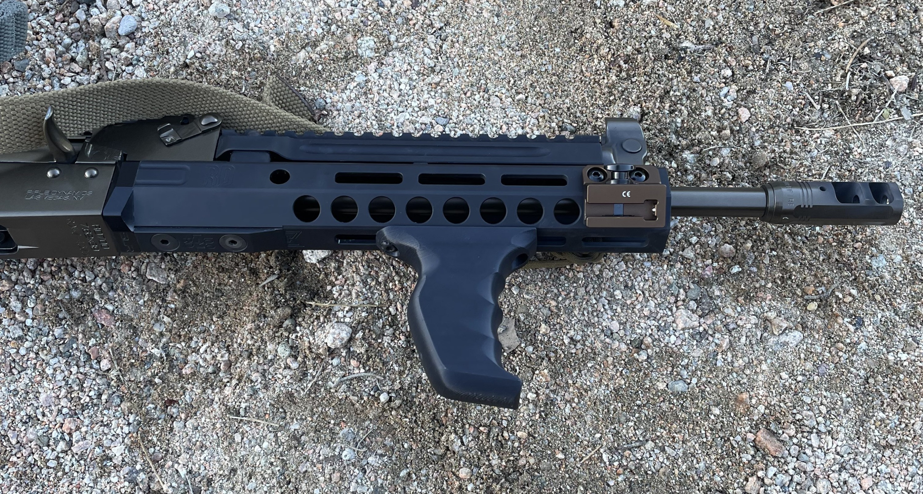 AK Sharkfin Foregrip