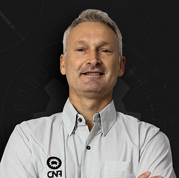 Silvio com fundo.png