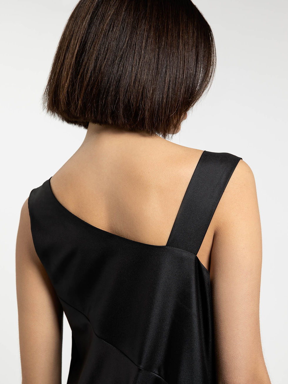 Thumbnail: Twisted balloon maxi dress