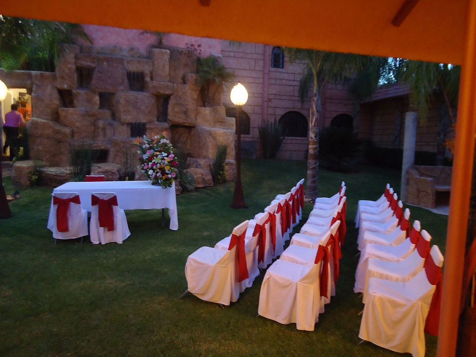 Boda Civil, Jardines