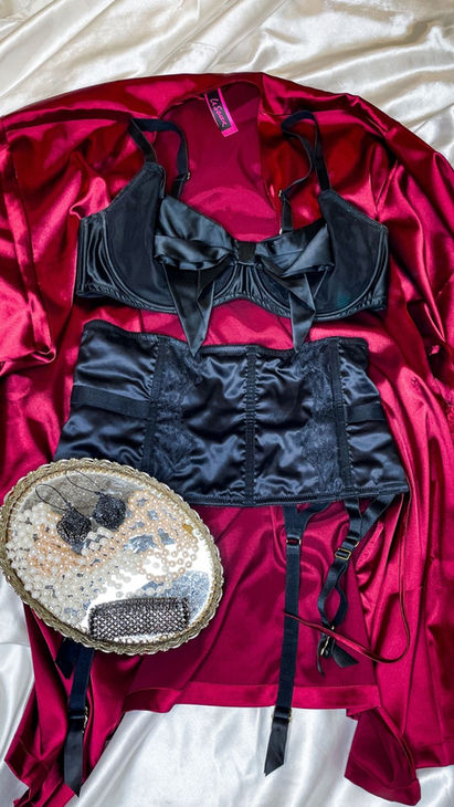 Boudoir Photo Shoot MN WW Dark Satin2023.jpg