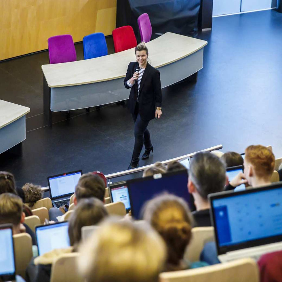 The first ‘Qualification and Validation Engineer’ post-bachelor course