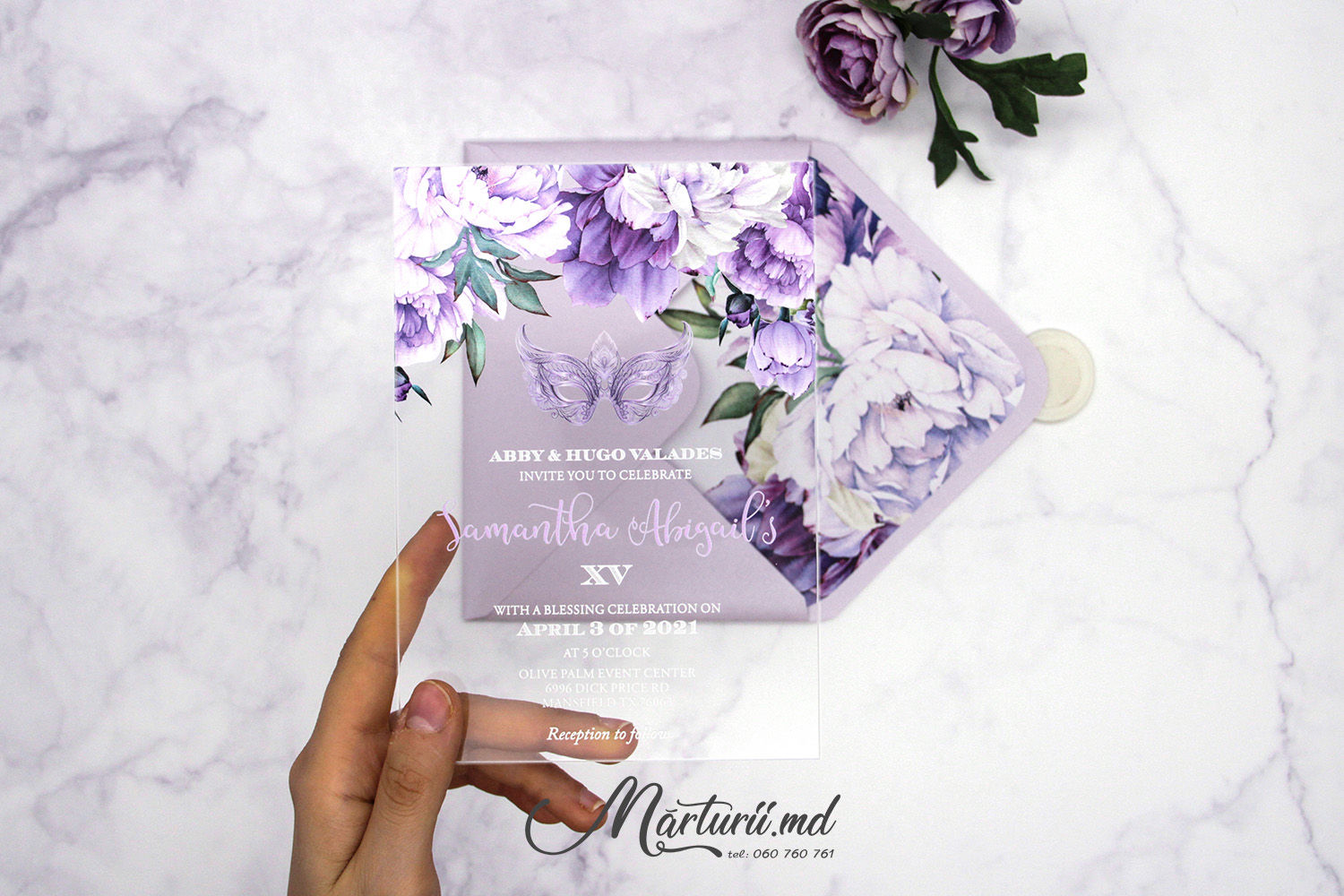 IS-022 Invitatie transparenta cu bujori mov albi