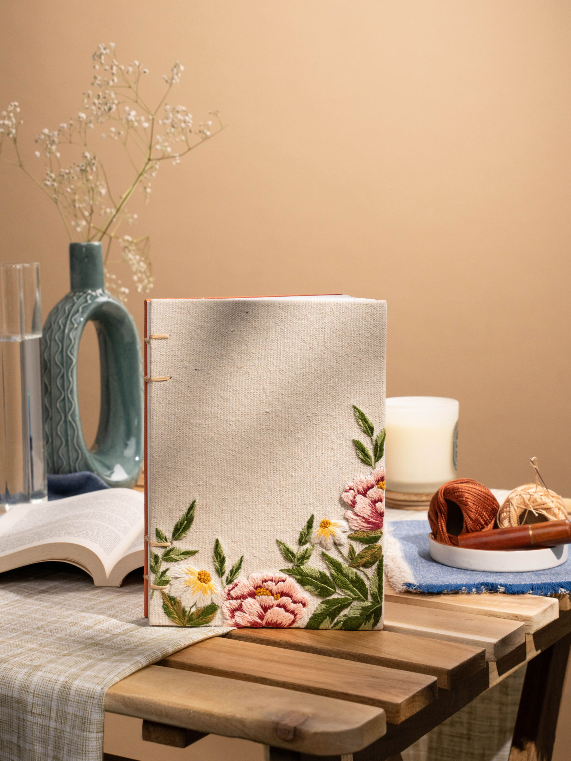 Field notes Embroidered Journal