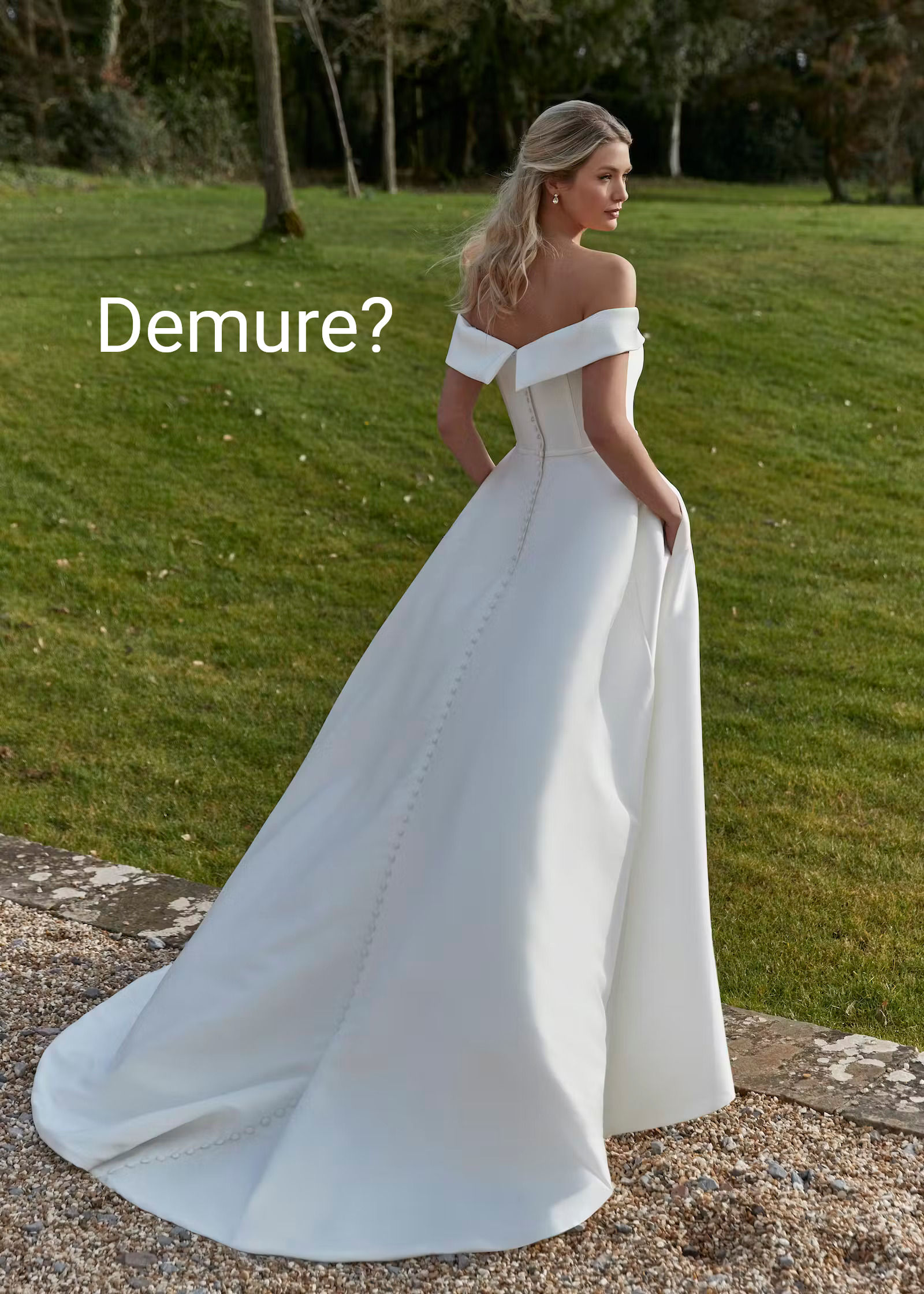 Romantica "Ovalie" Satin Ballgown in Size 24