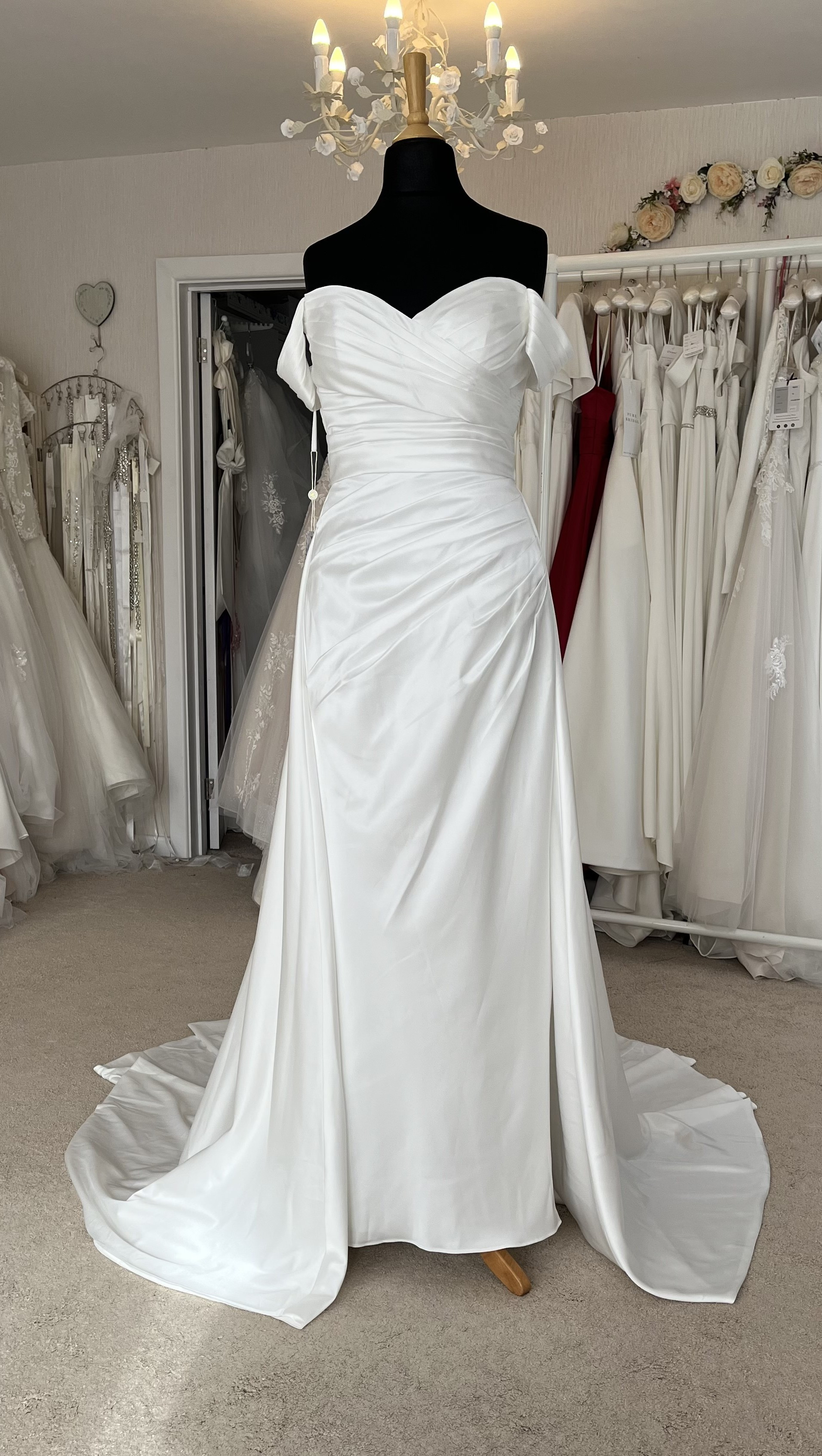 Richard Designs 1322 off the shoulder silky satin bridal dress size 12
