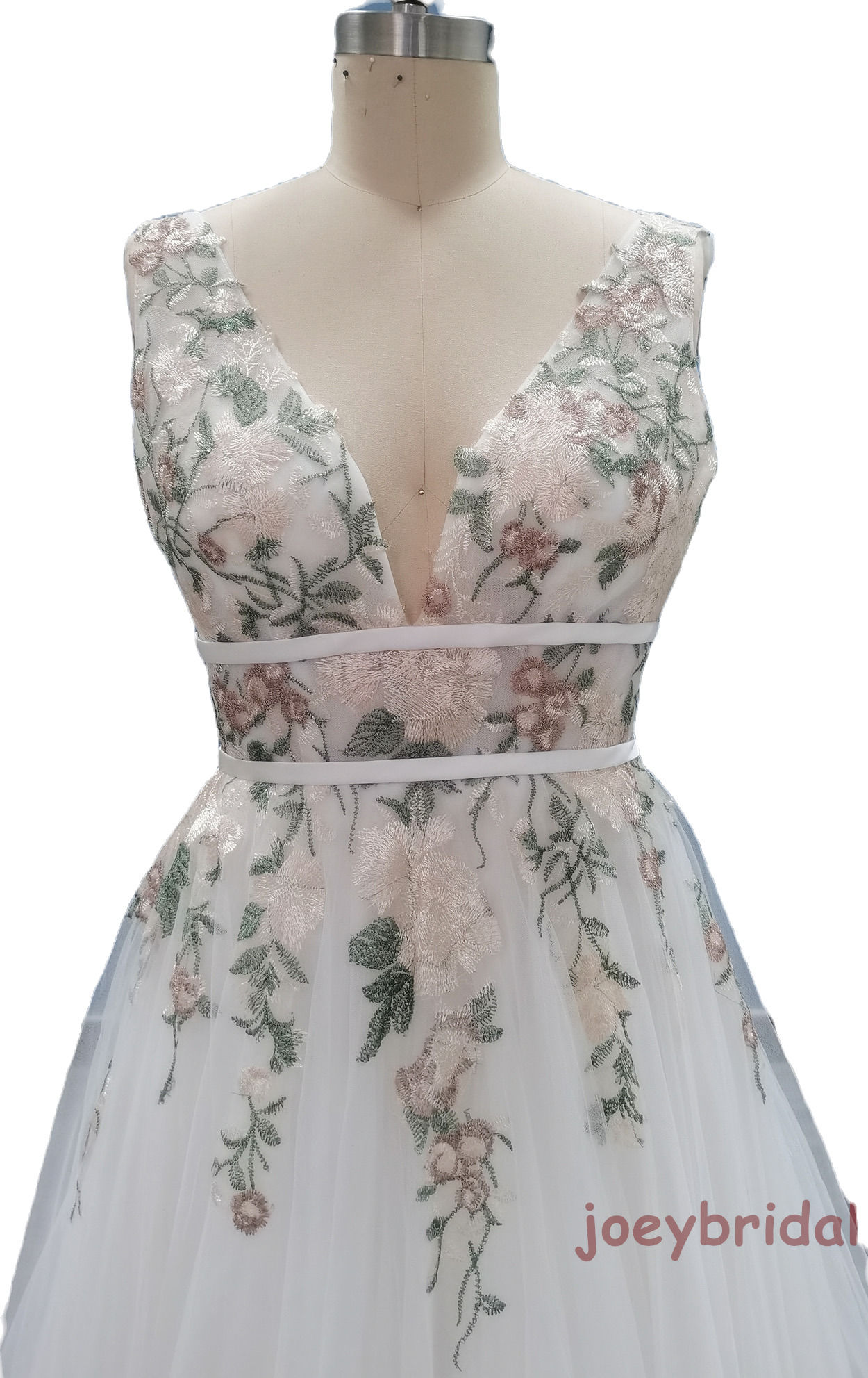 Rosebud green and beige floral in size 12