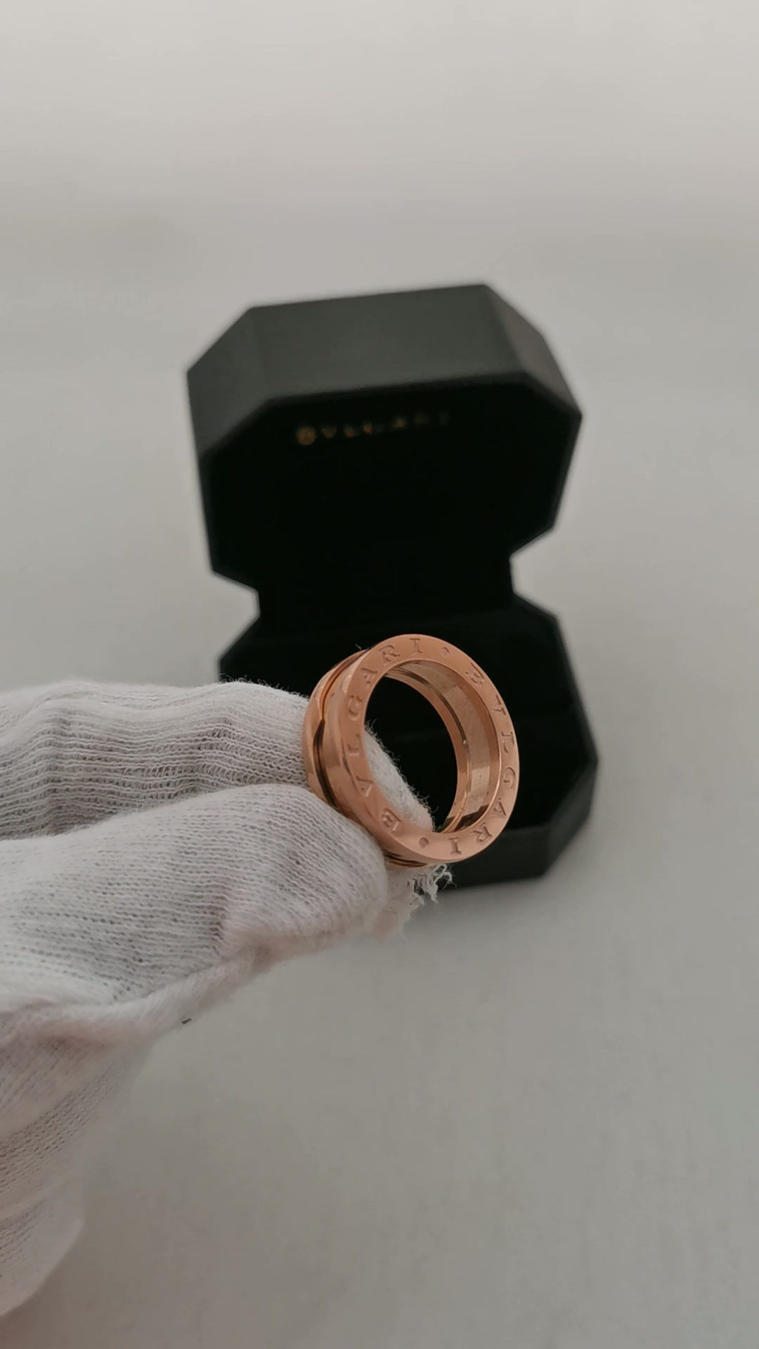 Anel BVLGARI