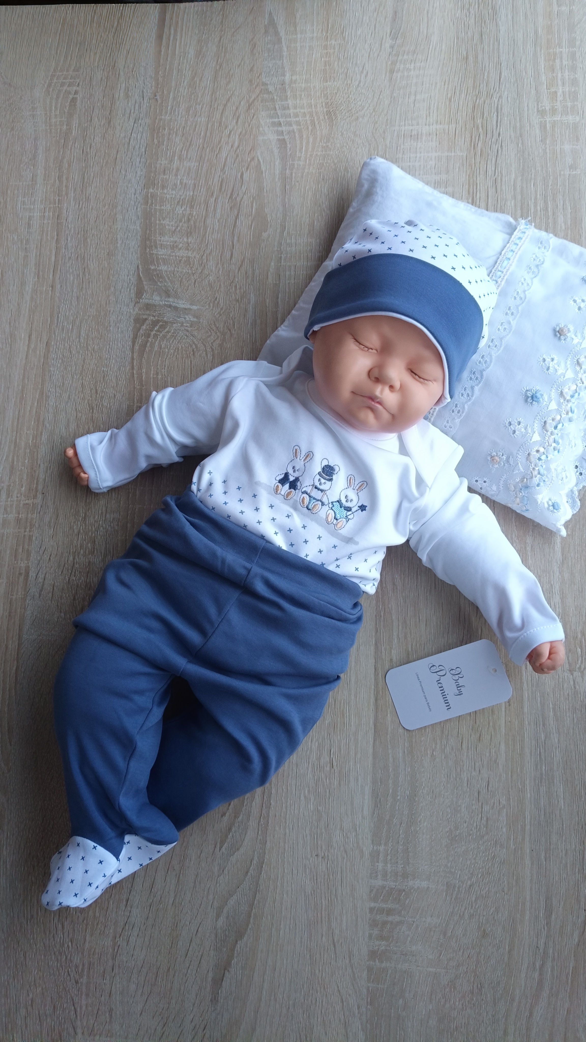 Conjunto Conejin azul oscuro