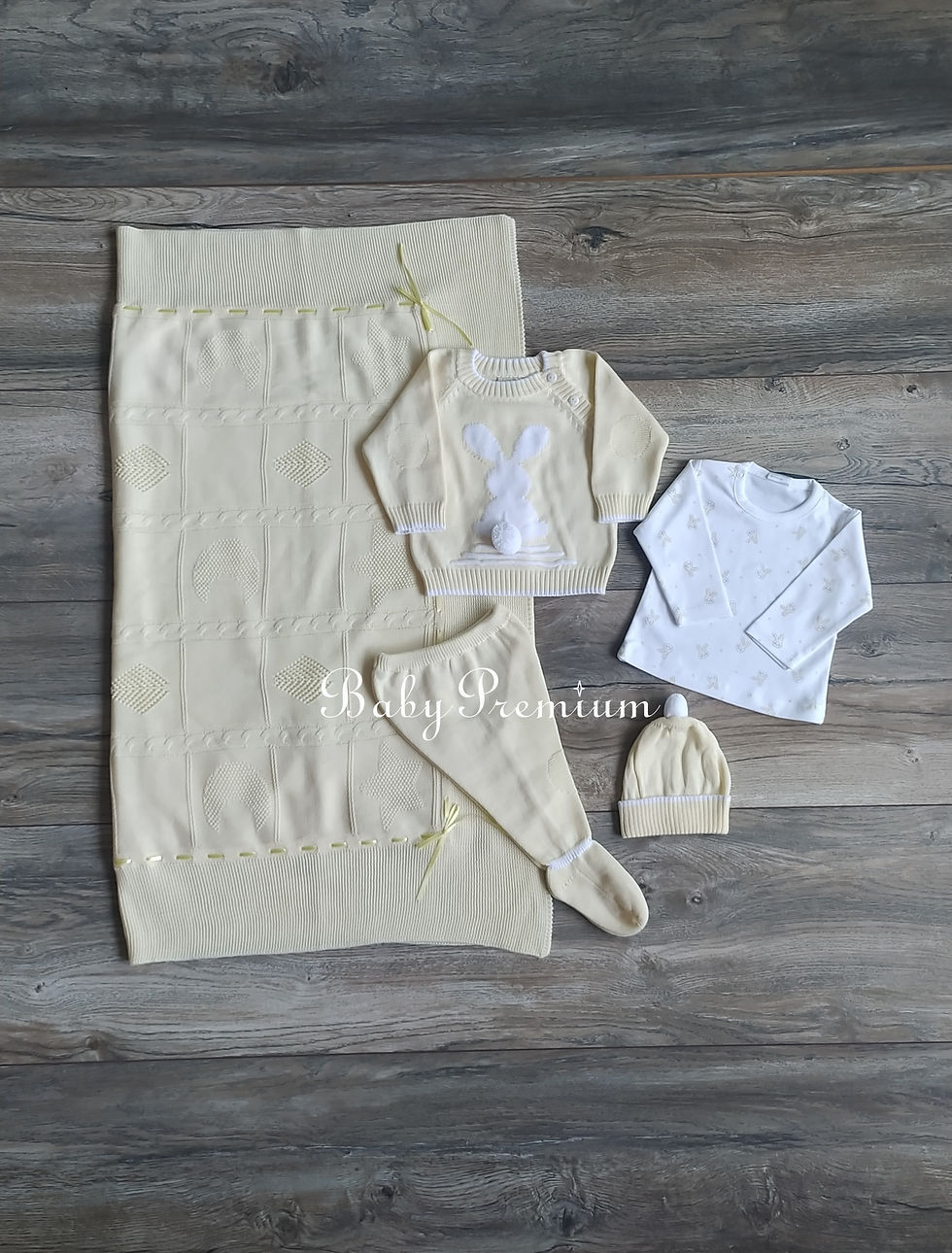 Miniatura: Conjunto dulce conejito amarillo 