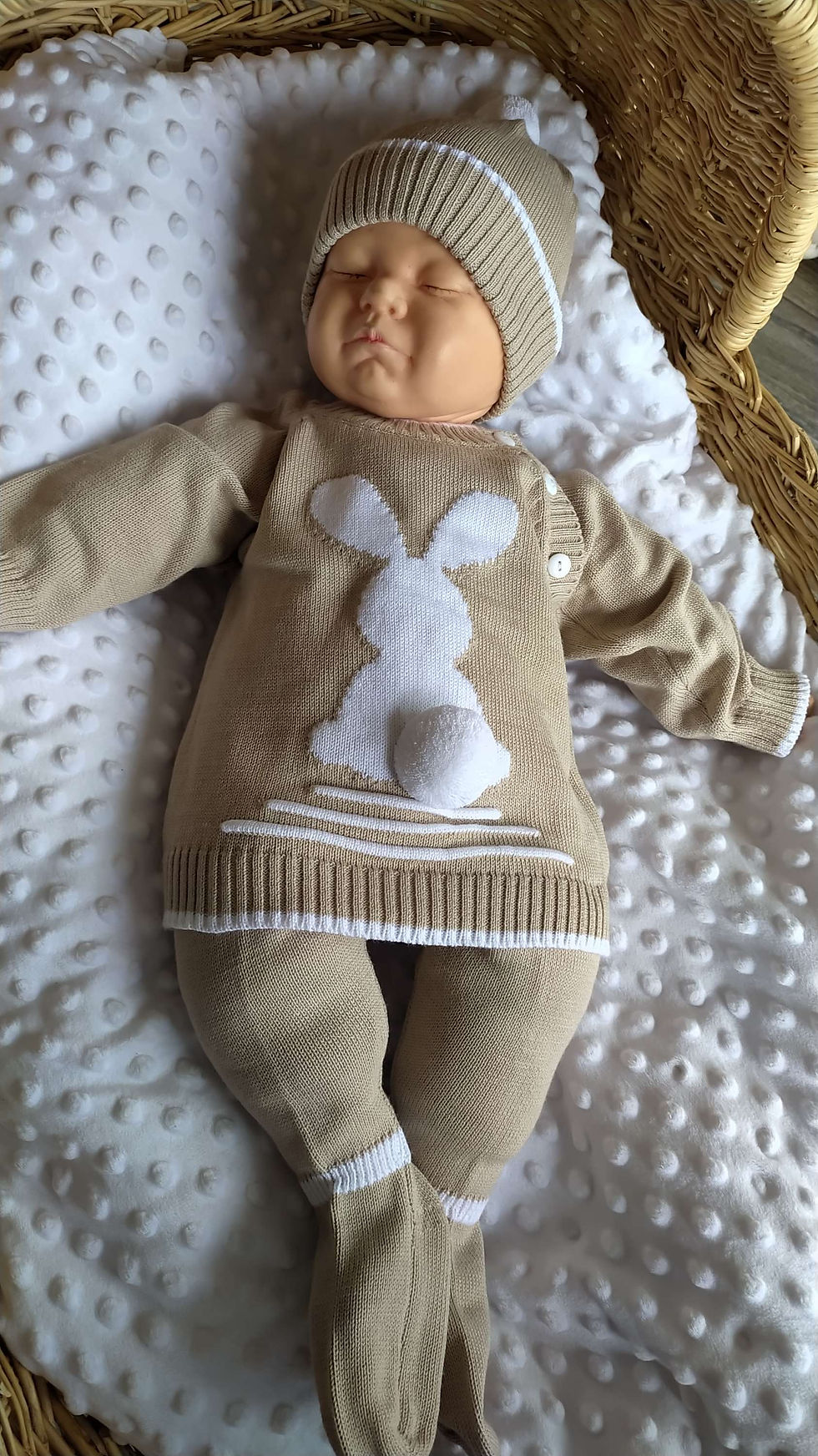 Miniatura: Conjunto dulce conejito camel