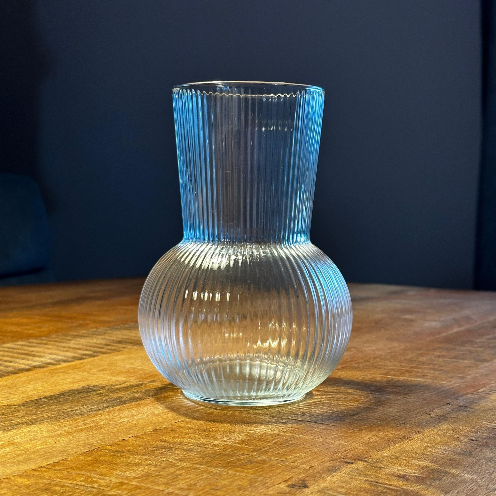 10103 - Vase gestreift
