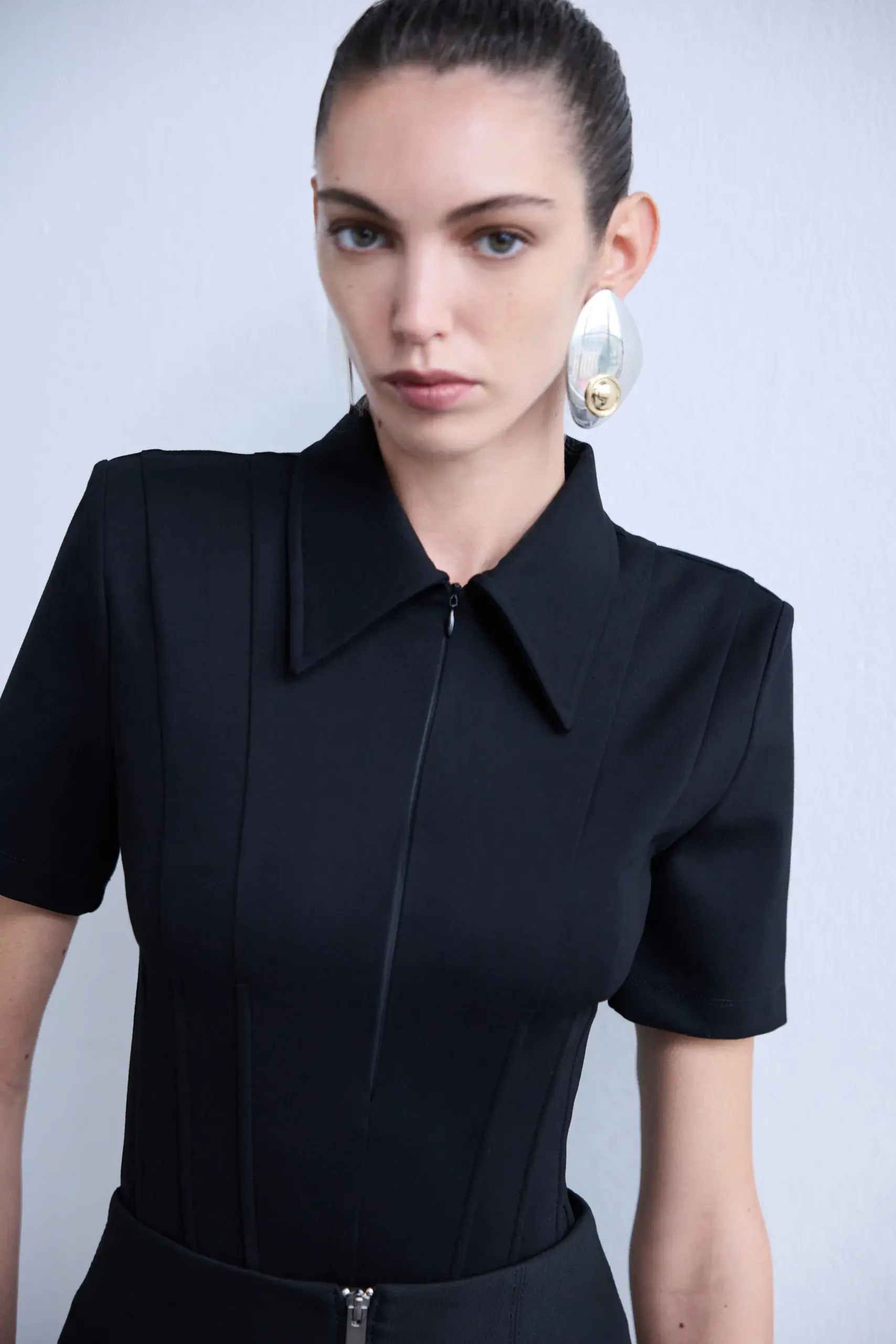 Kate - Siyah Renkli, Polo Yaka Korse Detaylı Tişört