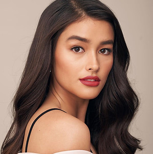 Liza%20Soberano_edited.jpg