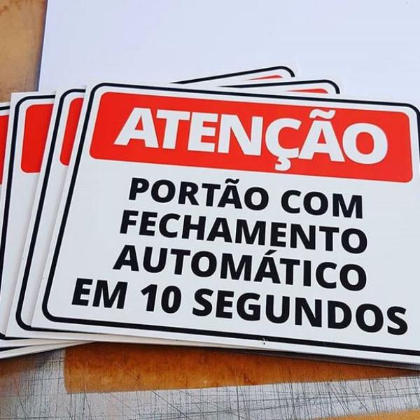 Placas