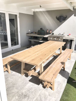 KWV oak dining room table