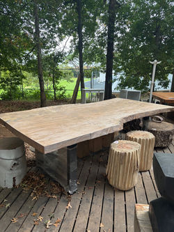 Live edge sugar gum table