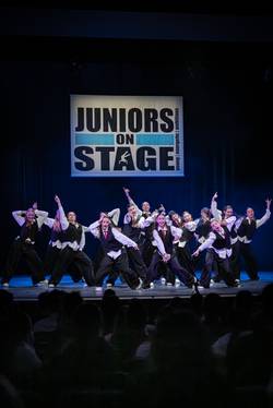 241 - 20260321-JuniorsOnStage-271