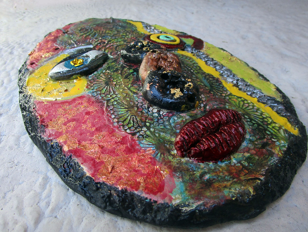 Thumbnail: ceramic wall mask face.