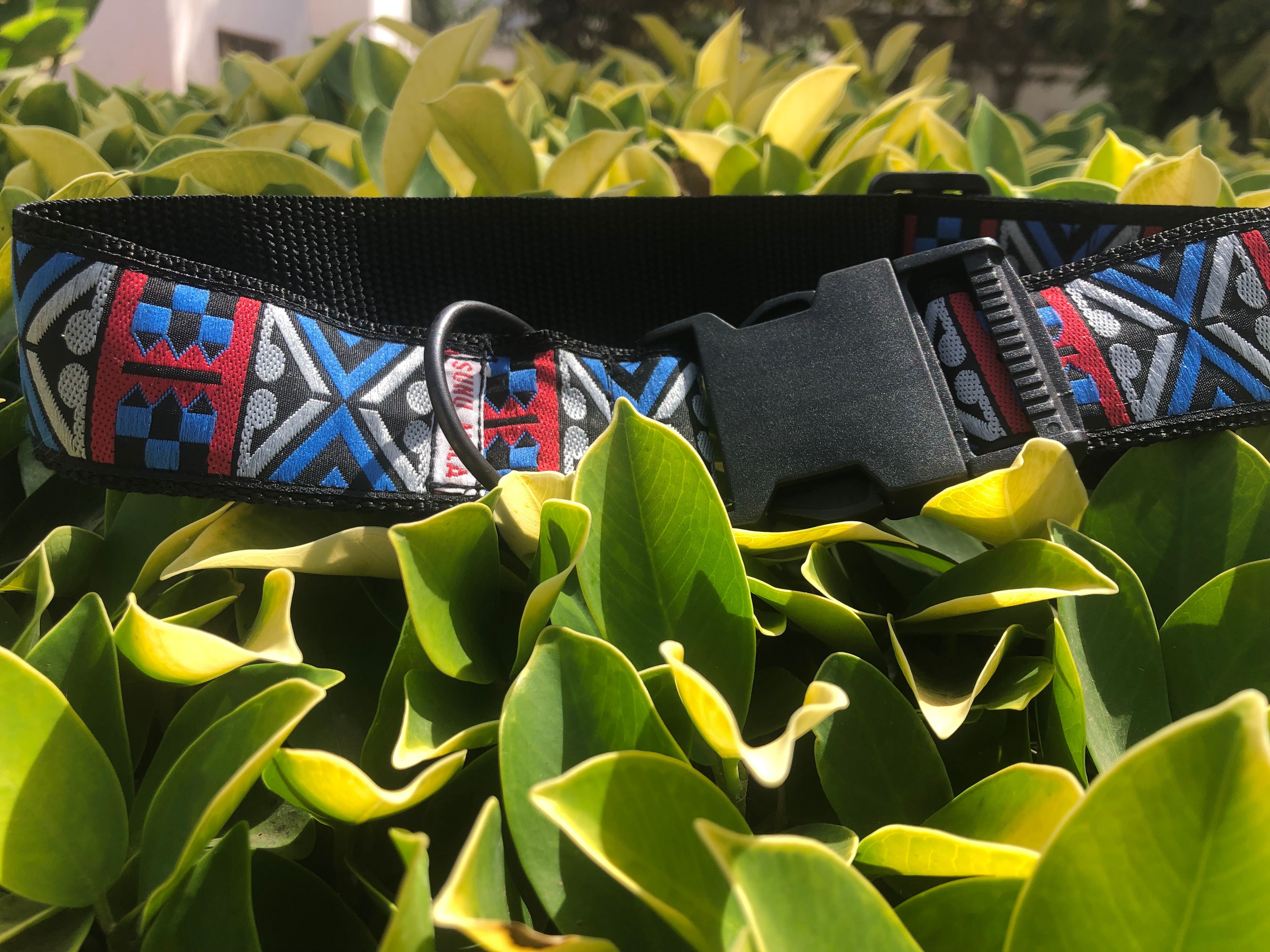 Collier Noir Bleu Rouge (L)