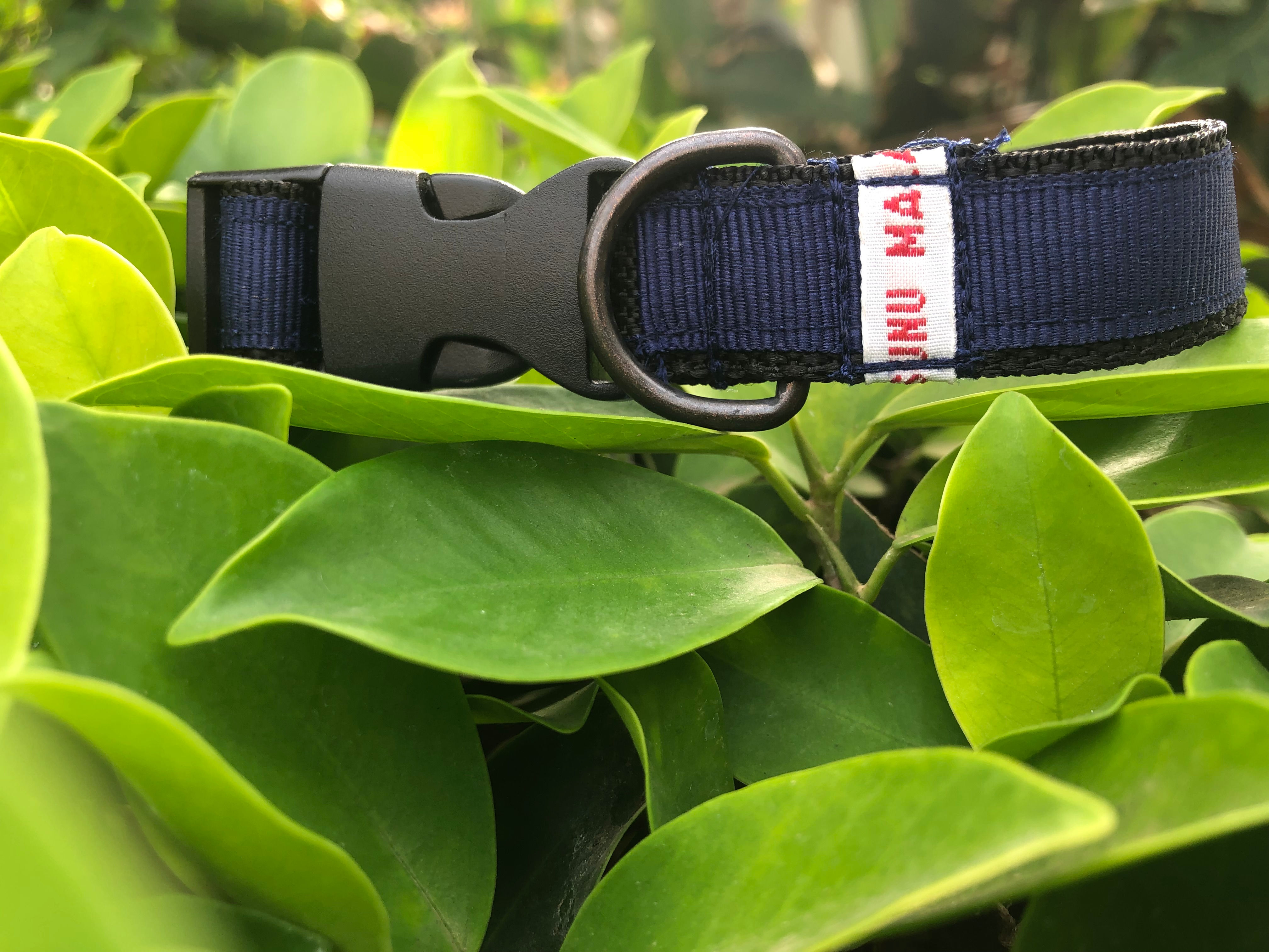 Collier Bleu Marine(P)