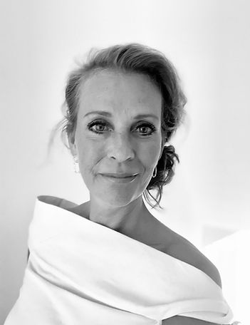 MIrjam 2025 foto zachtgrijs.jpeg