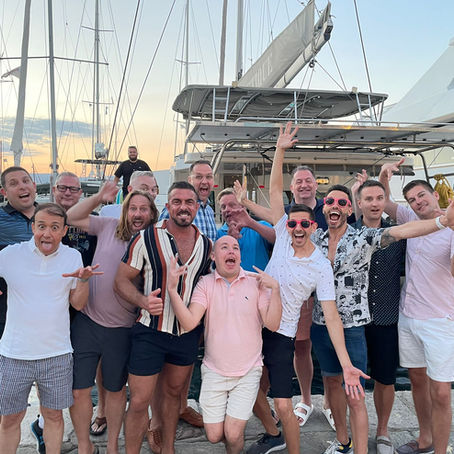 The Benefits of Sailing with a Crew for New and Experienced Sailors