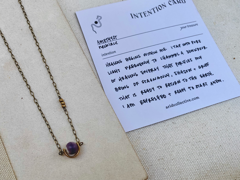 Thumbnail: short necklace drop three