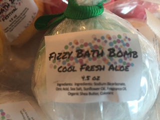 Thumbnail: Fizzy Bath Bombs