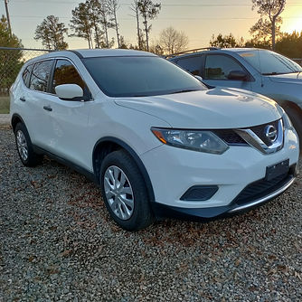 2015 NISSAN ROGUE 2.jpg