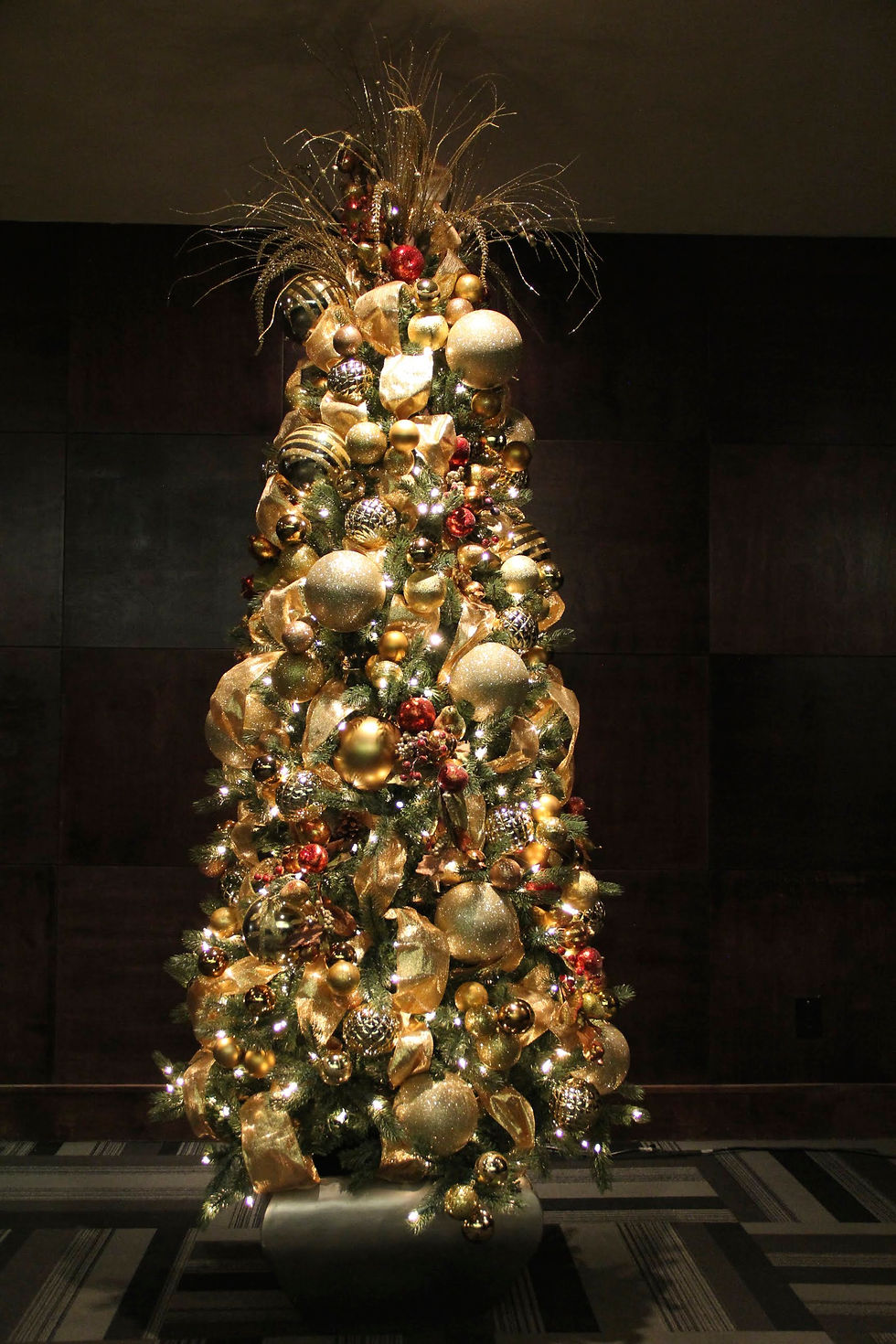 Christmas Presence Decor