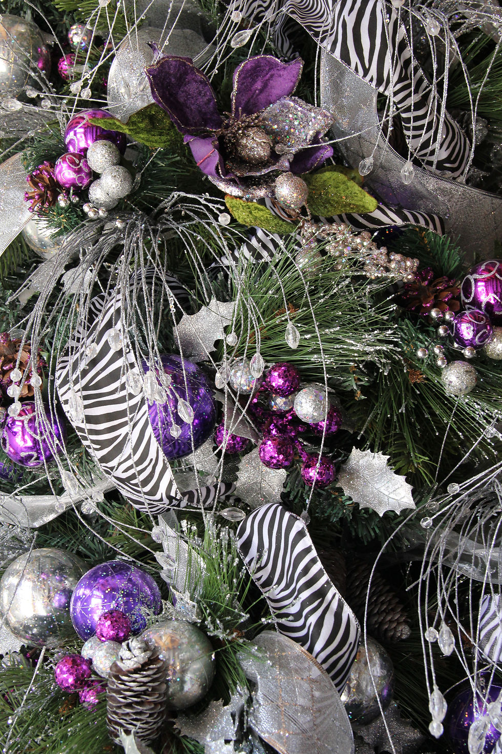 Christmas Presence Decor