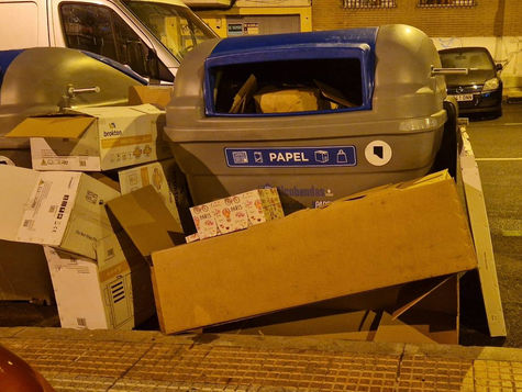 Vecino de Alcobendas denuncia la acumulación de cartón y basura en varios puntos del municipio