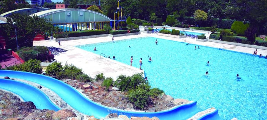 IMAGINA regala vales para una tarde de piscina gratuita en el polideportivo José Caballero