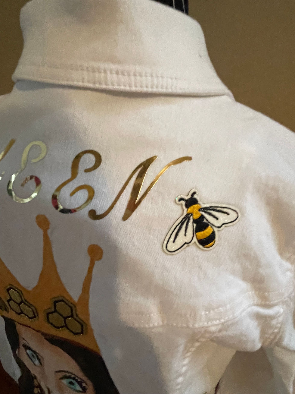 Thumbnail: Queen Bee