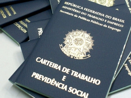 Em 2016 foram admitidas 12.646 pessoas