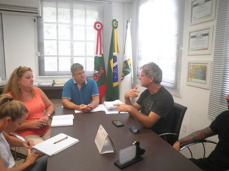 OSBr sugere acompanhamento de entrega de alimentos para a Secretária de Educação de Brusque