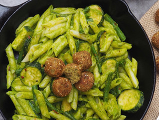 SUPER GREEN PASTA - Guest post by @sydneyveganguide