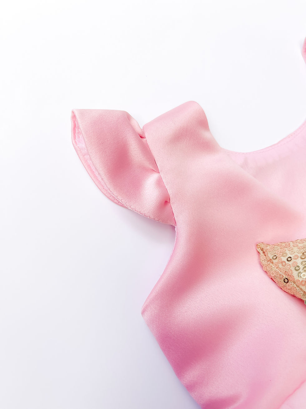 Miniatura: Vestido con Tul para una princesa sofisticada
