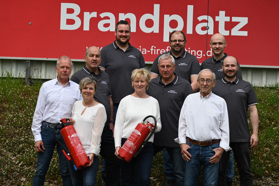 perfekt-feuerloescher-team.jpeg