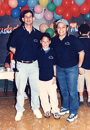 Oscar Salazar Convivio 27 de noviembre 2003,  Sexto B.