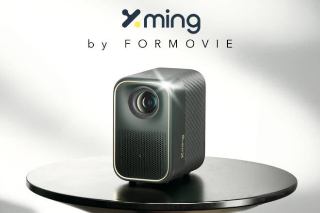 Formovie Xming Page One projector (First Google TV LCD Projector with Netflix)