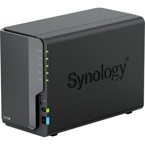 Miniature : Vue avant en perspective du Synology DiskStation DS225+ mettant en avant les voyants LED frontaux et le design minimaliste du