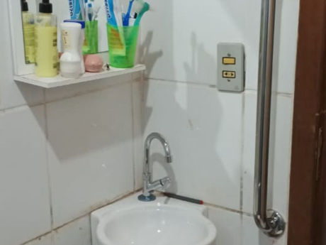 EMHAB instala dispositivos de acessibilidade em habitação familiar