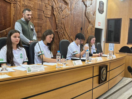 Câmara Mirim se reúne em mais uma sessão
